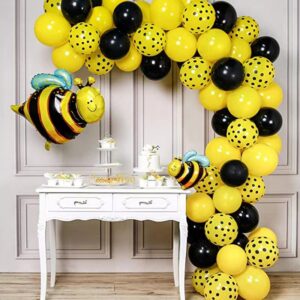 74pc Bumble Bee Gender Reveal Ballon Arch and Backdrop